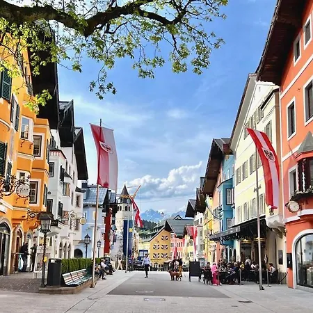 Belle Kitz By Belle * Κίτσμπουελ