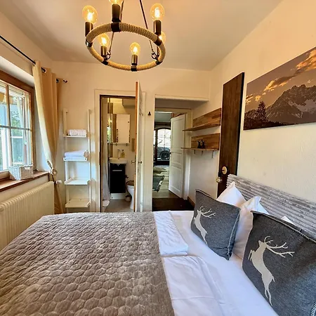 Belle Kitz By Belle Kitzbühel