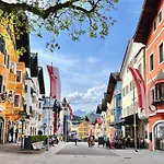 Belle Kitz By Belle * Kitzbühel